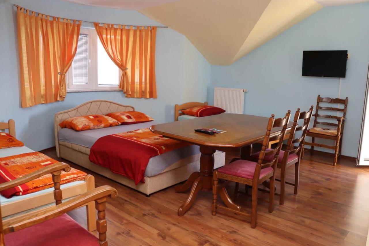 Rooms & Apartment Jozic Prozor 외부 사진